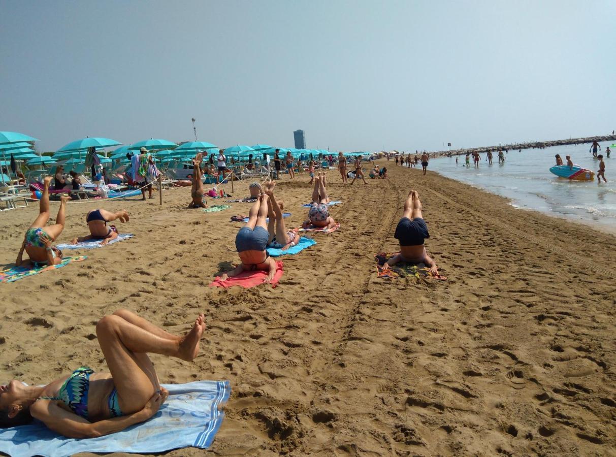 Estivo Premium Deluxe Mobile Homes On Camping Malibu Beach Lido di Jesolo Exterior photo